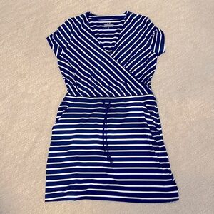 Vineyard Vines dress